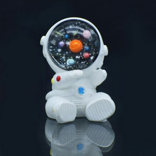 Miniature Spaceman | Pack Of 1 | 1.5x4x2 Cm